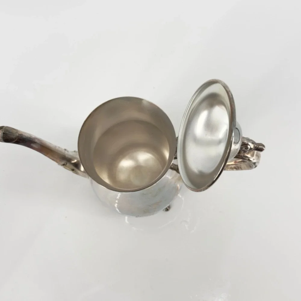 Oneida Silver Plated Coffee Pot Vintage Footed Tea‎ Server with Hinged Lid